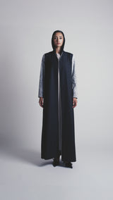 black travel abayas online